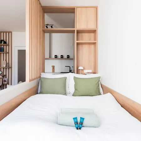 Olive Garden With Garage Apartamento *